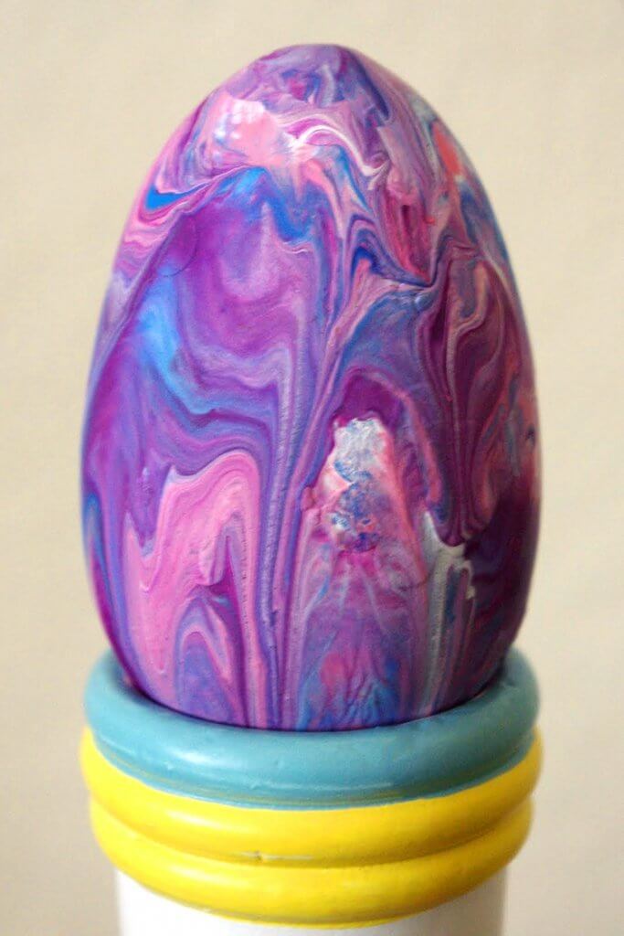 marble painted easter eggs