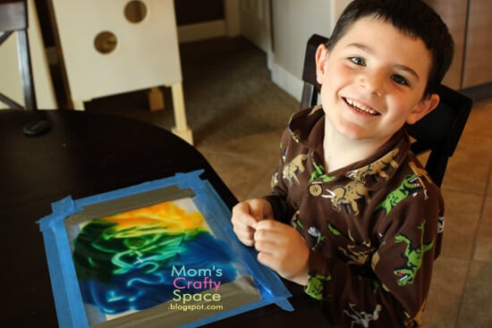 Kids Craft: No Mess Finger Painting