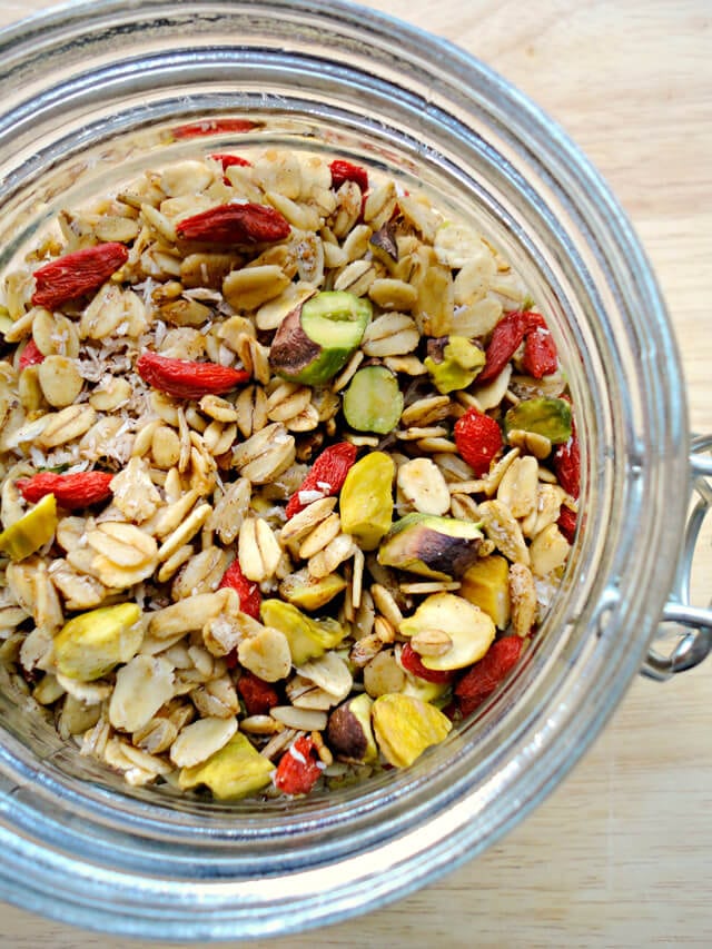 Goji Berry Granola
