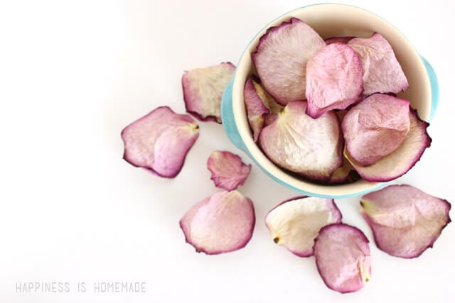 Dried Rose Petals from The Bouqs Bouquet