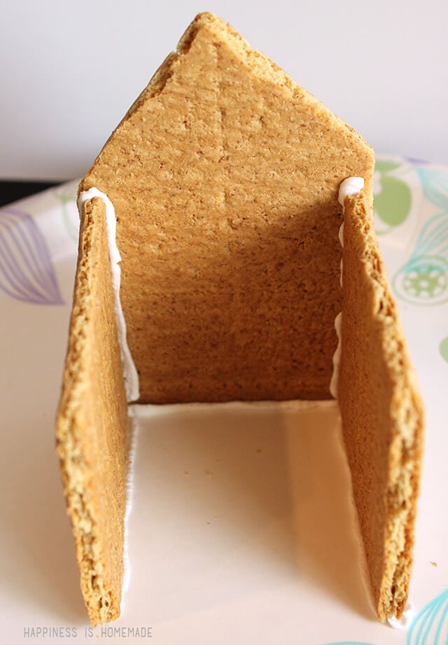 How to Make a graham Cracker Gingerbread House - Step 4