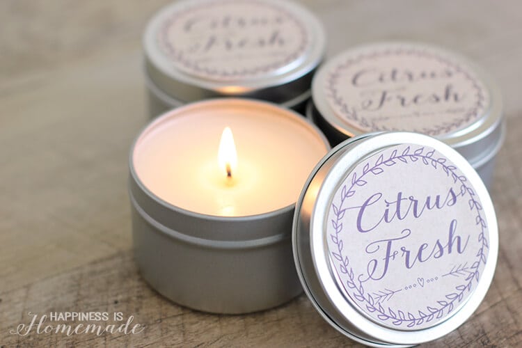10 Minute Gift Idea: Easy DIY Soy Candles + Printable Labels