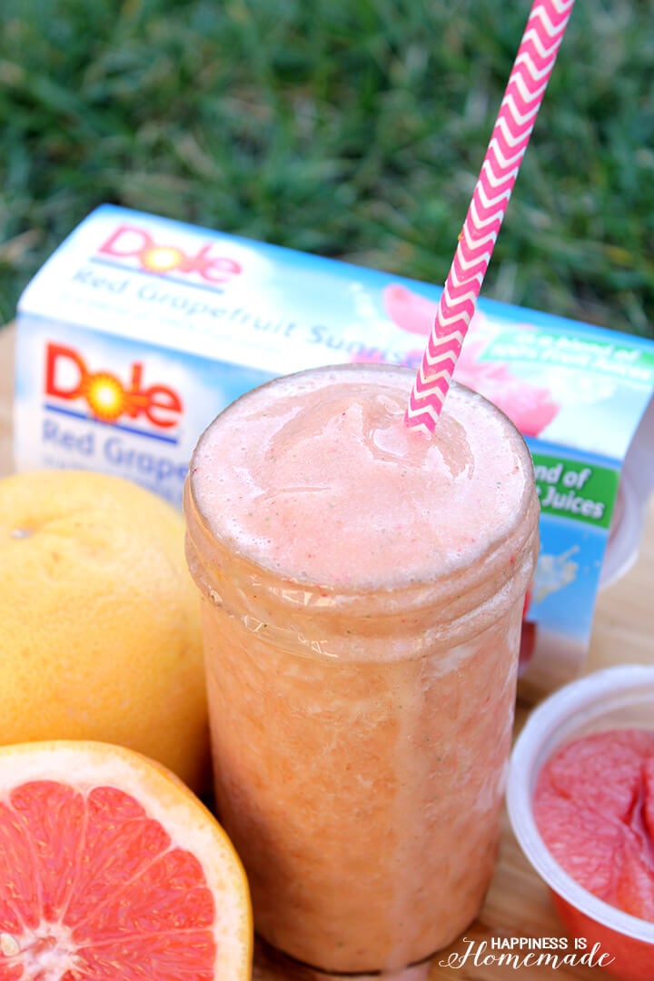 homemade grapefruit smoothie from Dole fruits