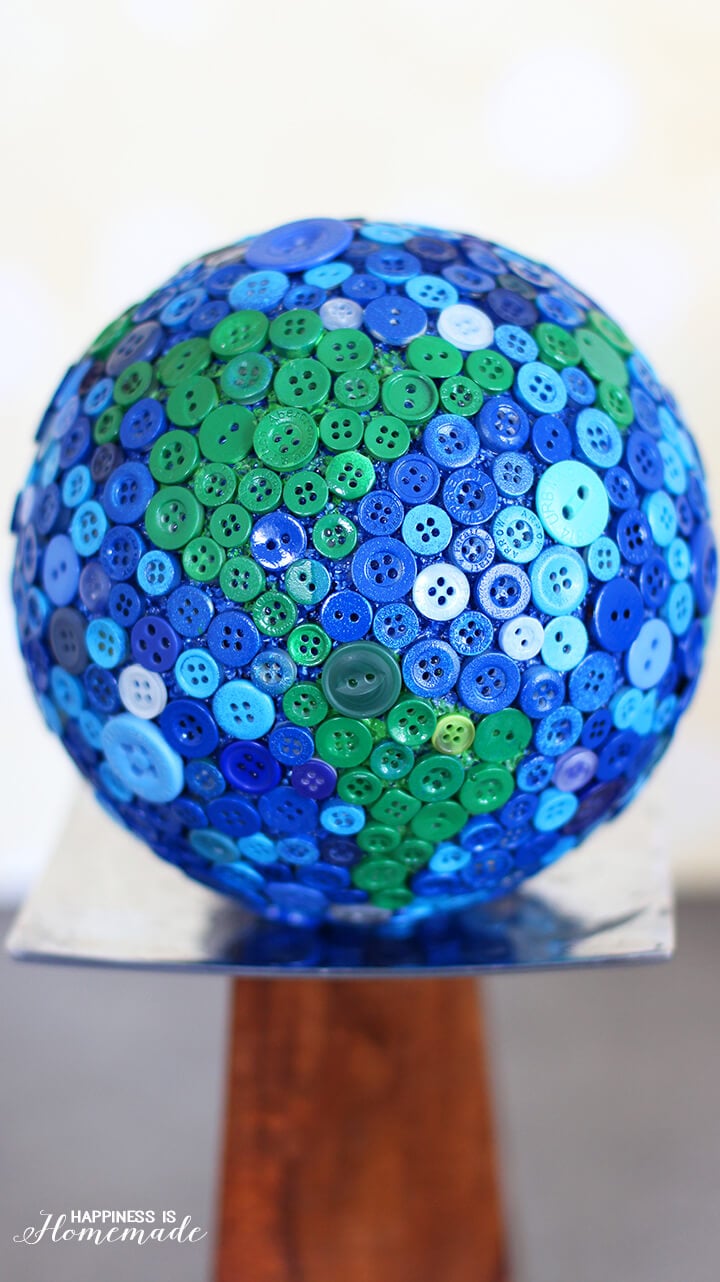 FloraCraft Ball and Button Globe