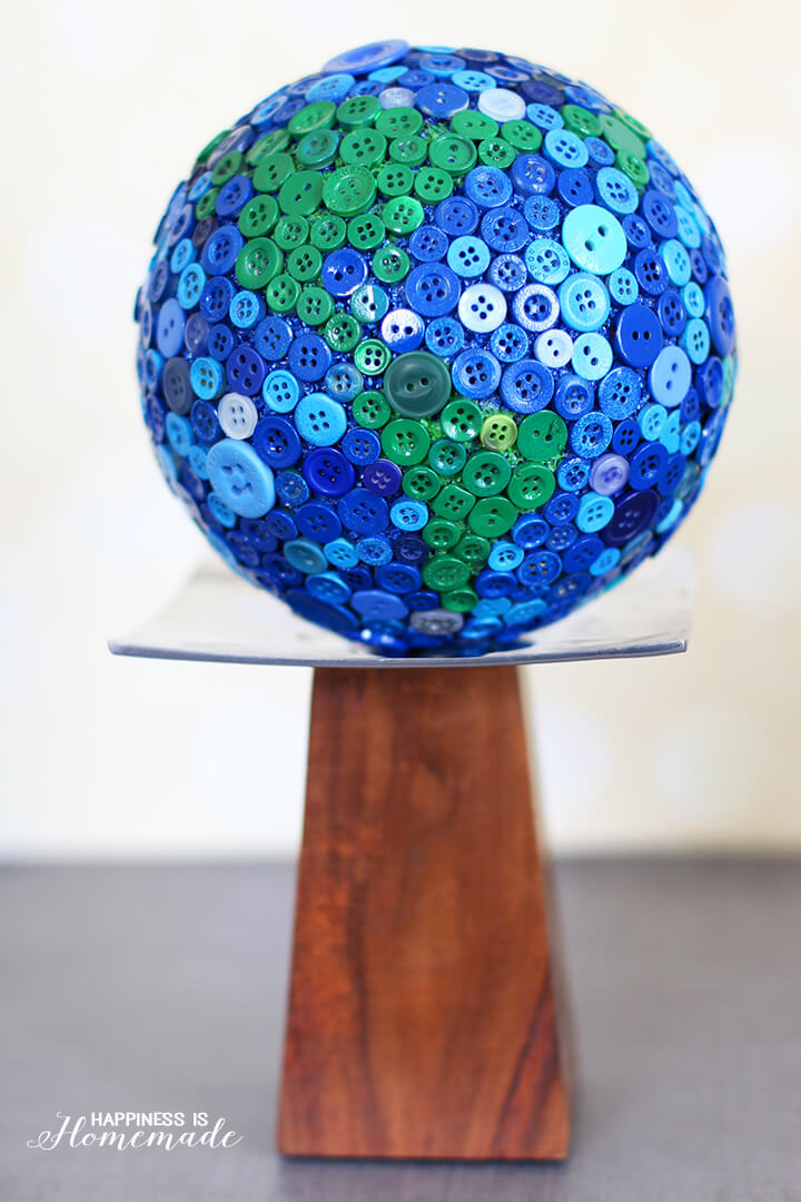 Styrofoam Ball Button Globe