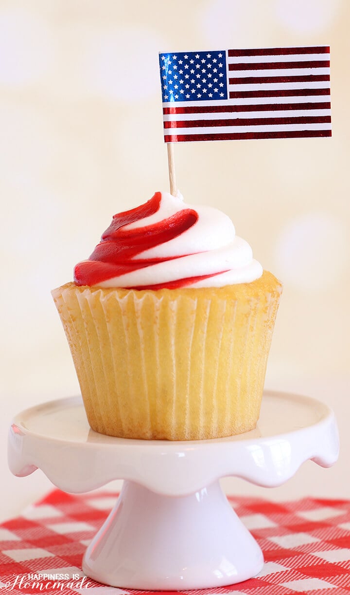 4th of July Cupcakes with Metallic Flag Picks
