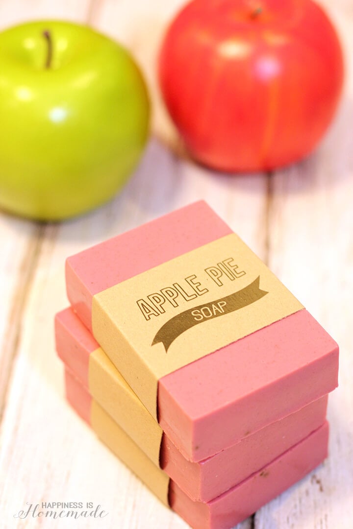 diy apple pie soap  with apples