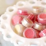 diy homemade lip balm gift