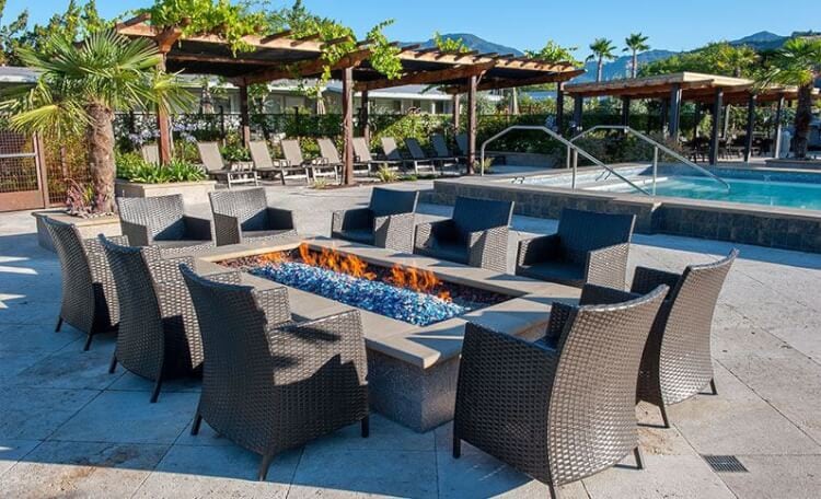 calistoga spa hot springs patio area