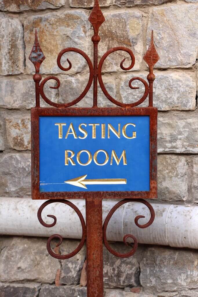 Castello de Amorosa Tasting Room Sign