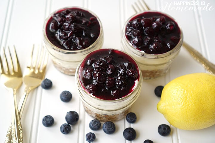 Lemon Blueberry Cheesecake Jars - Perfect for Picnics