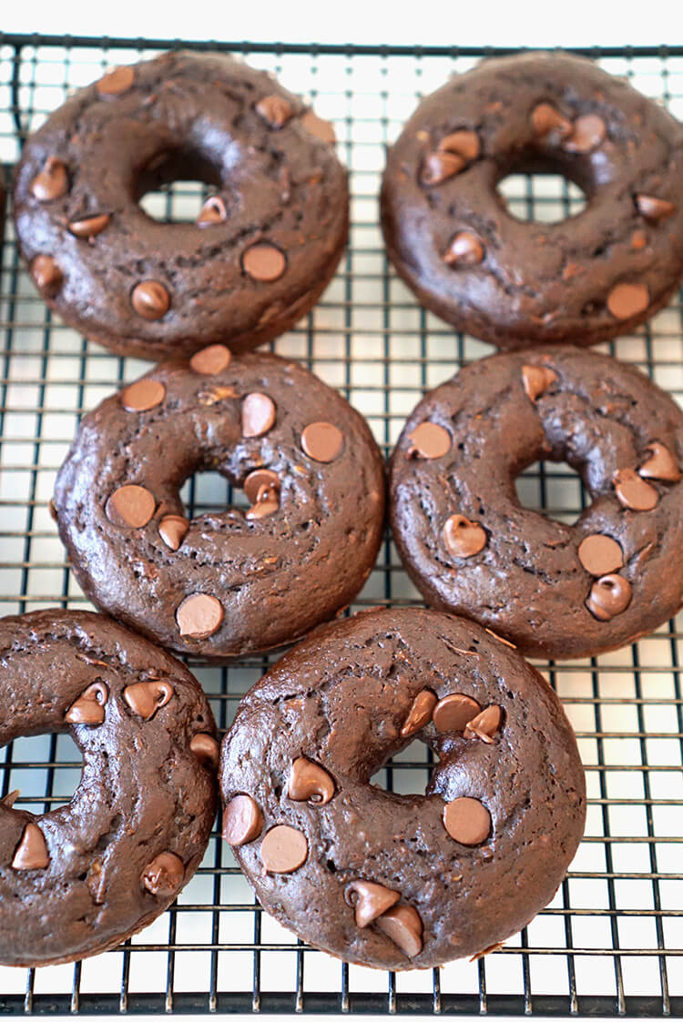 healthy chocolate donuts under 100 calories each on tray 
