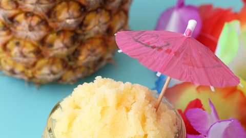 Easy DIY Pineapple sugar scrub