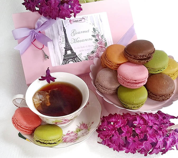 macarons gift package items with tea 