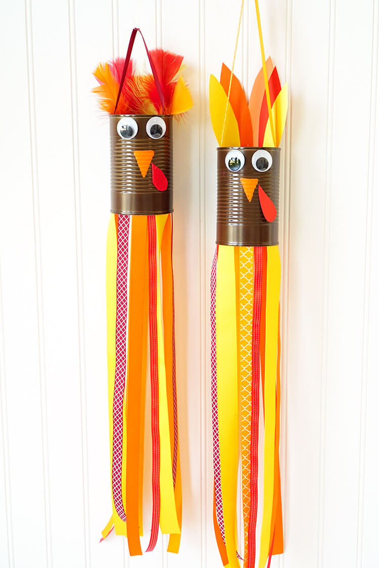 Thanksgiving Kids Craft: Turkey Windsocks