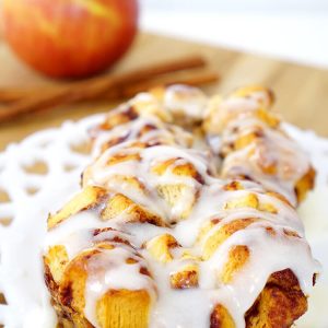 holiday iced apple cinnamon monkey bread