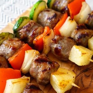 brat and veggie skewer kebabs