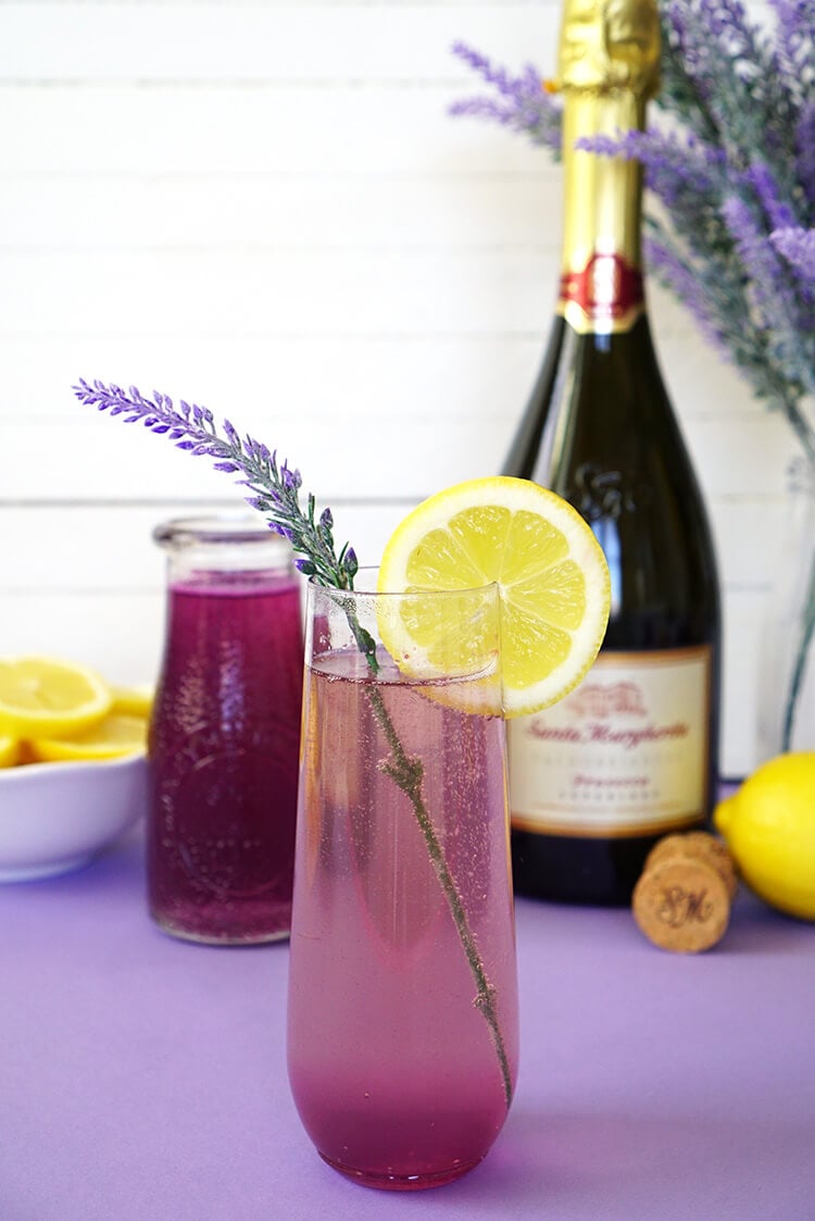 Lavender Lemonade Prosecco Cocktail with lavender and lemon garnish