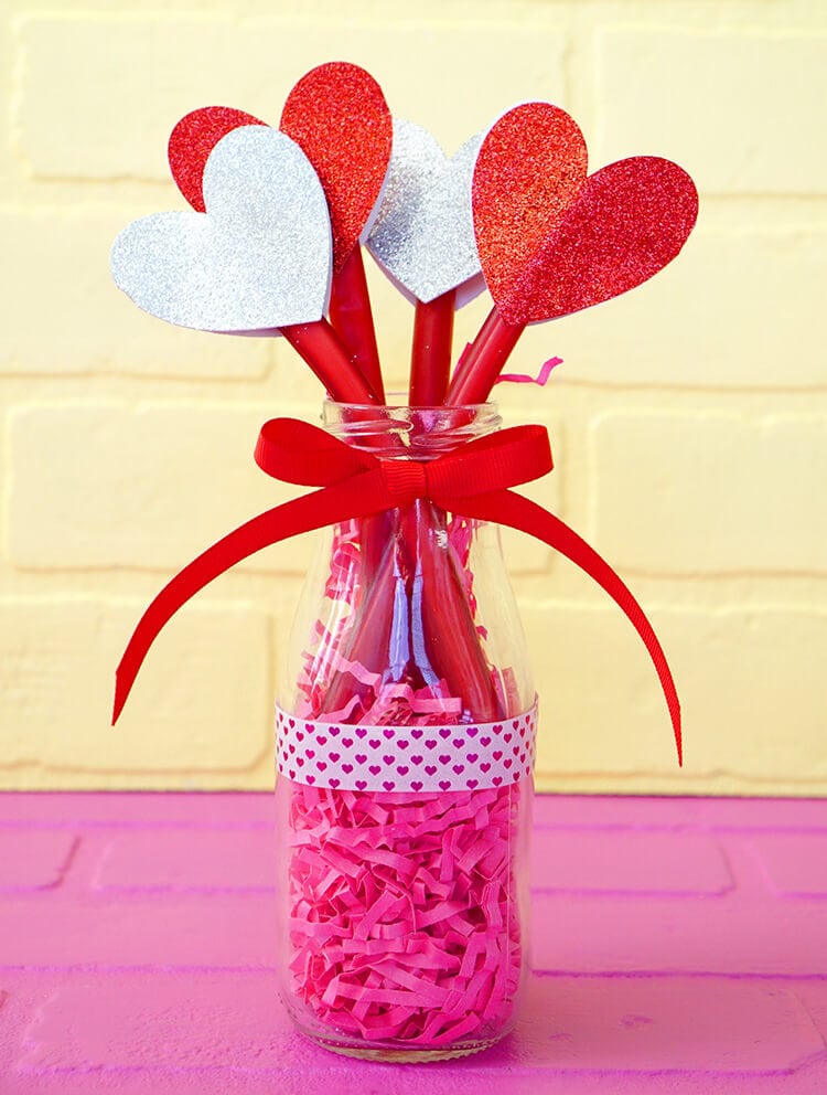 SweeTART Ropes Valentine Heart Bouquet Gift