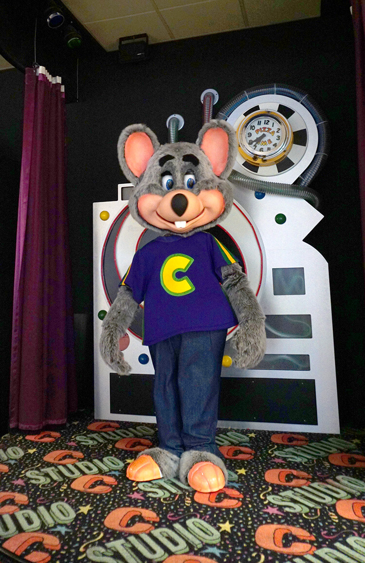 chuck e cheese the man the myth the legend