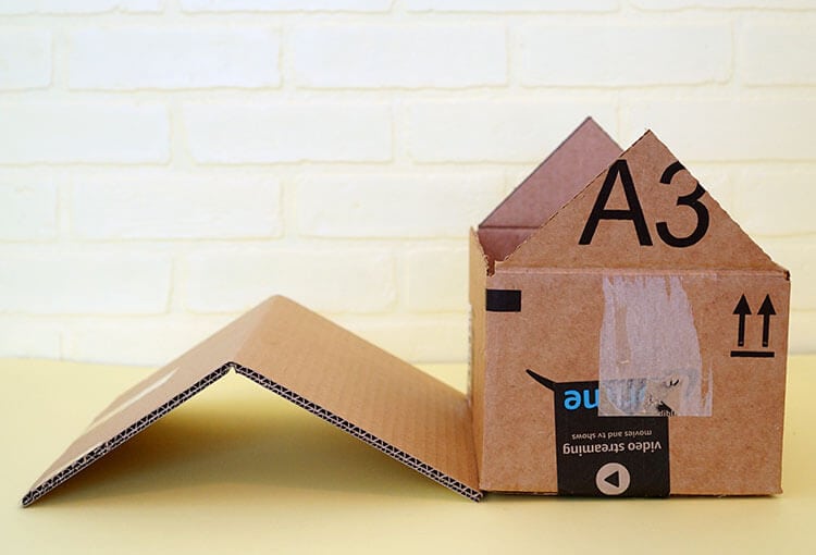 cardboard cat house roof constructed