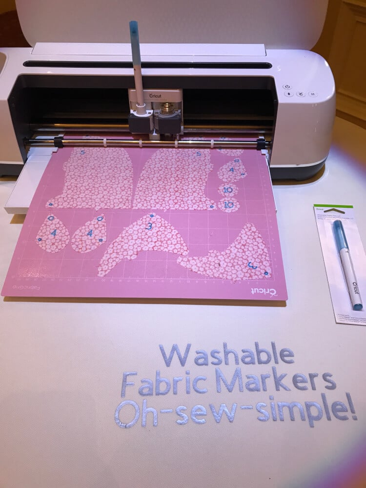 washable fabric markers advert and cricut