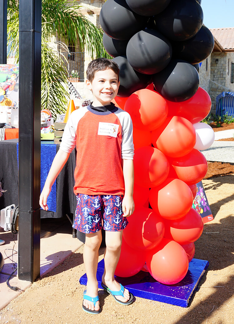 simon at disney junior event