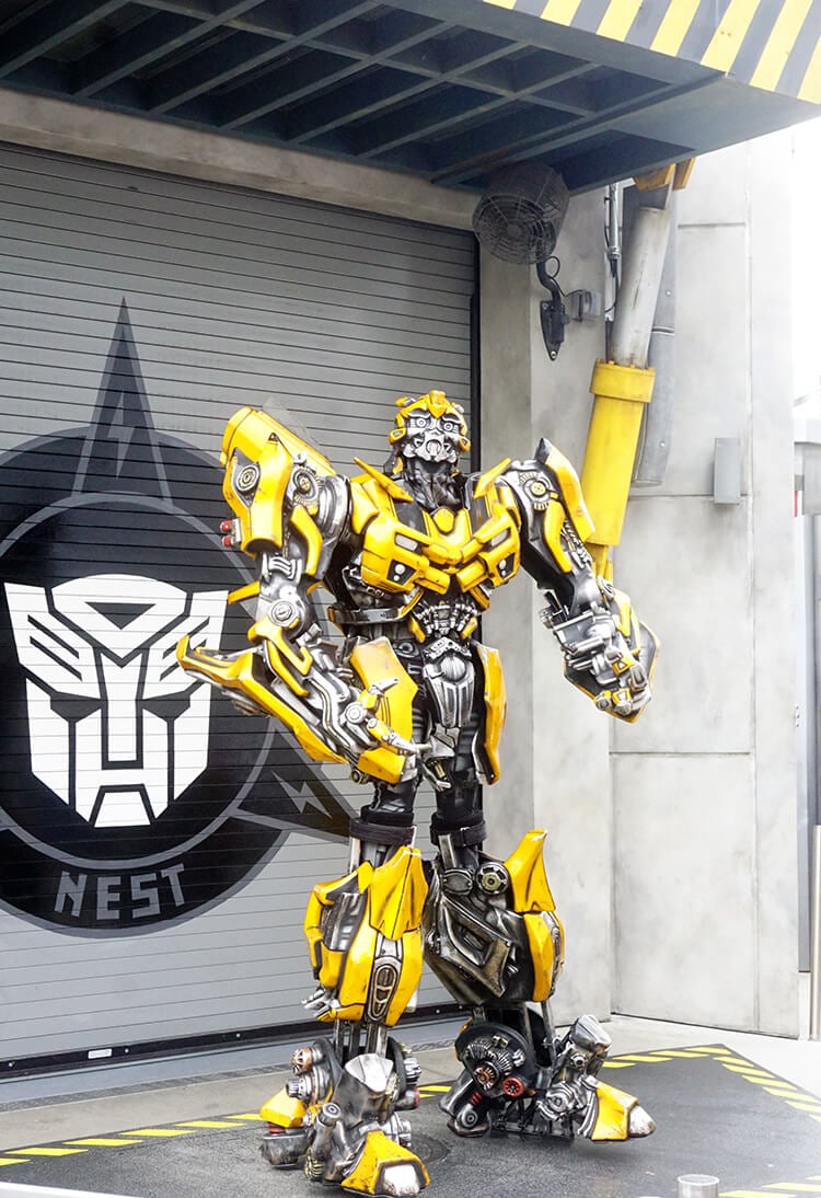 transformers bumblebee at universal studios