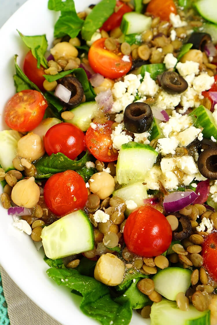 the best homemade mediterranean lentil salad