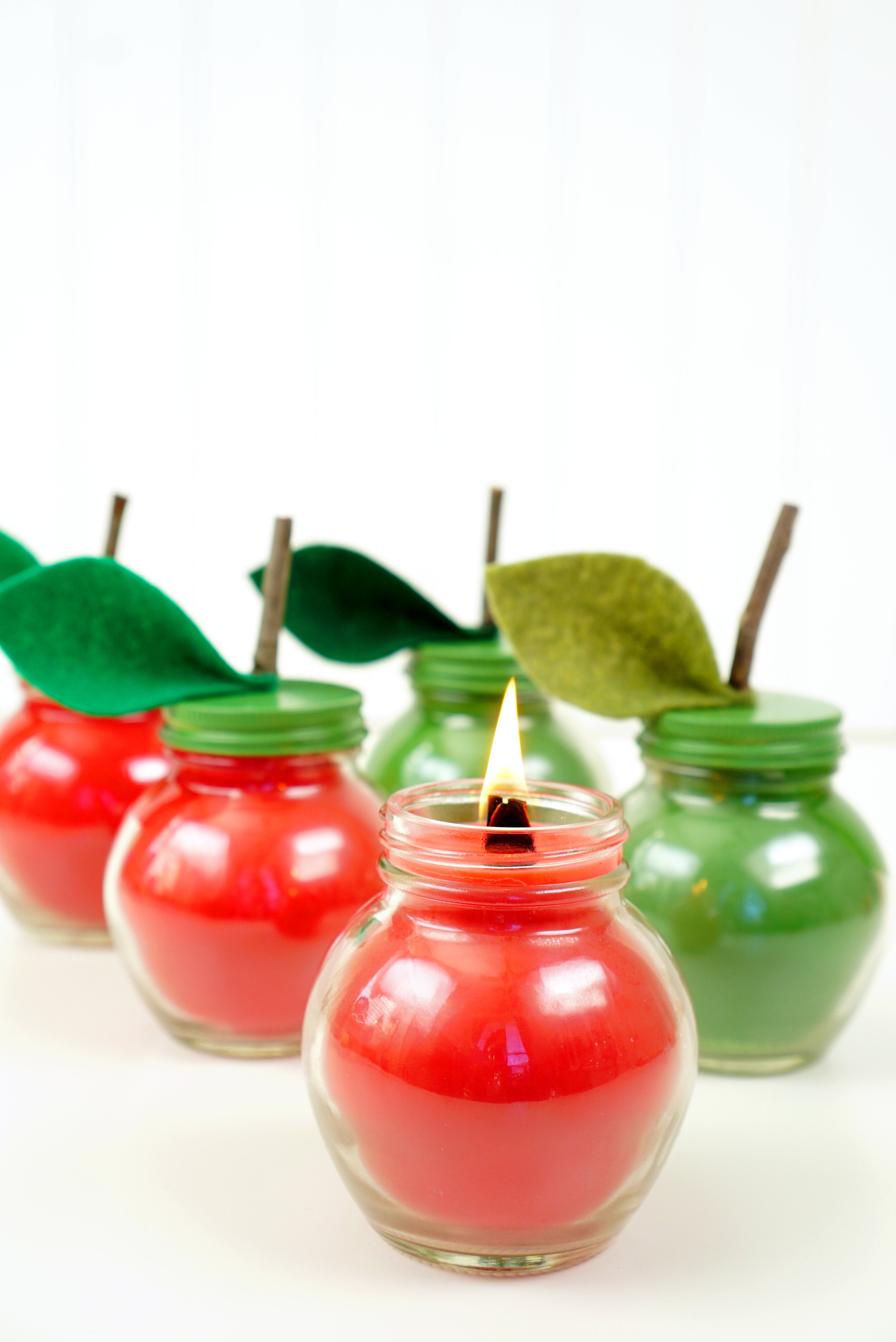 easy diy apple spice candles