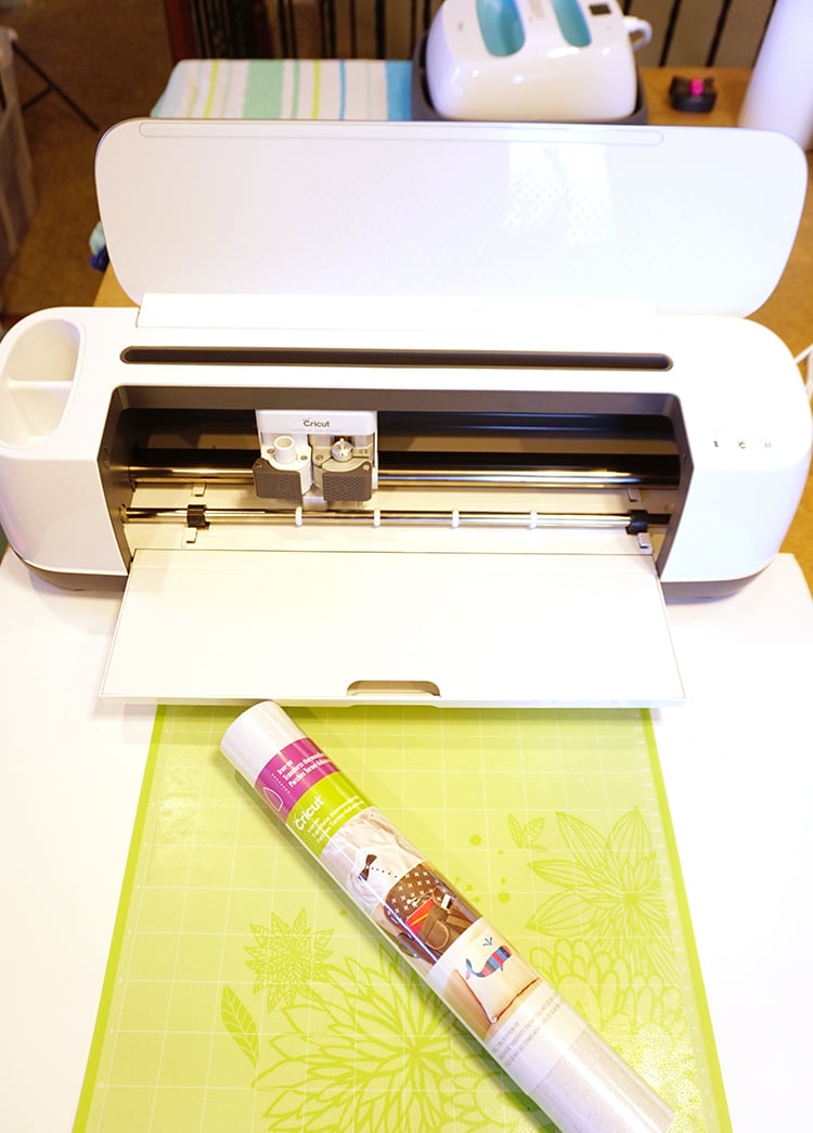 cricut supplies for making sunday funday shirt