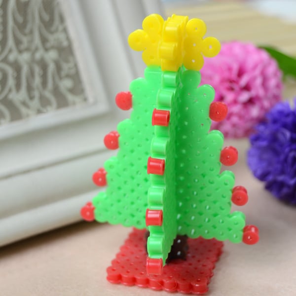 stand up 3d christmas tree made from perler beads