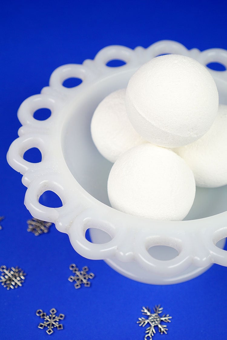 white bath bombs in dish 