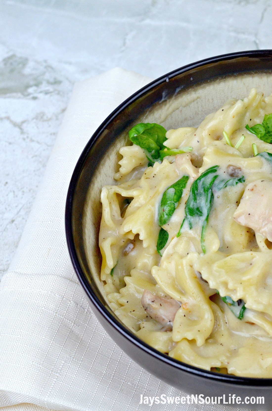 chicken florentine in bowl