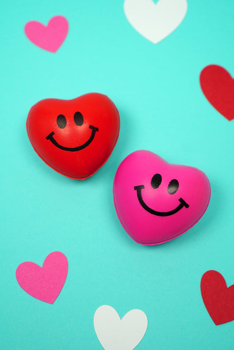 heart shaped squeeze stress reliever balls