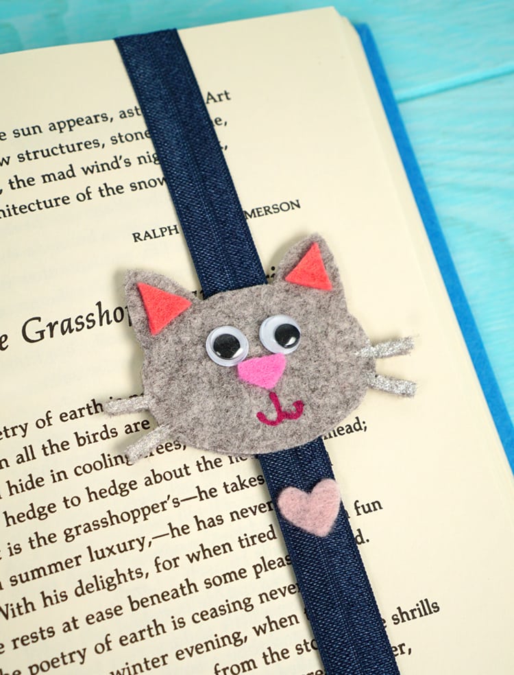 adorable grey kitty felt bookmark