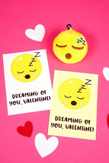 sleepy emoji valentine cards for kids