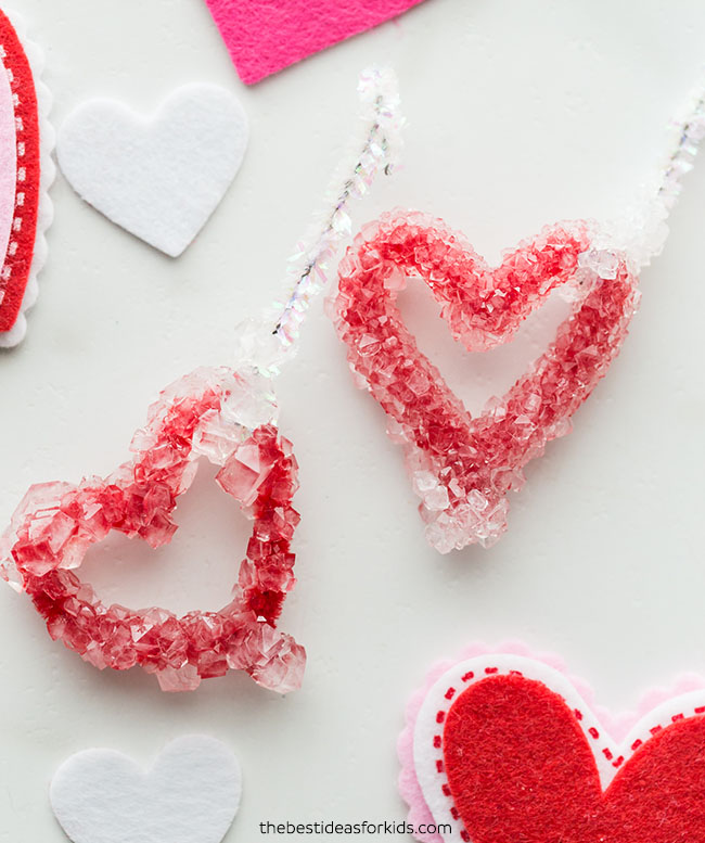 hearts made using borax crystals 