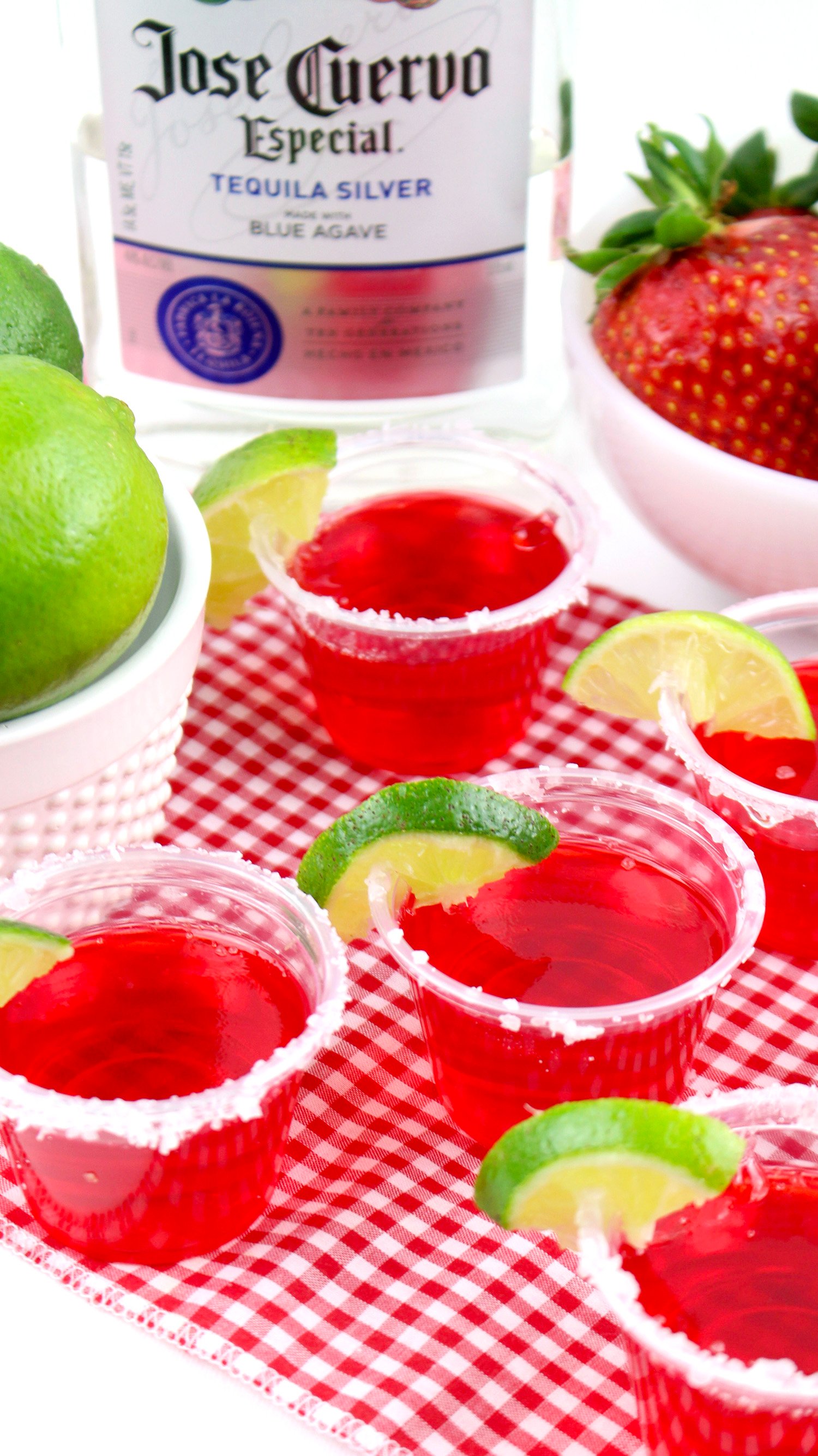 strawberry margarita jello shots with tequila