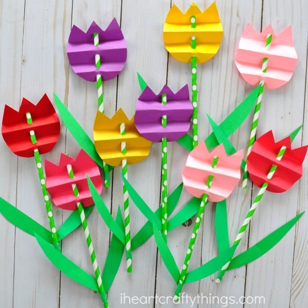 Colorful Art & Craft Projects for Kids of All Ages  Quick & Easy Kids  Crafts that Anyone Can Make 