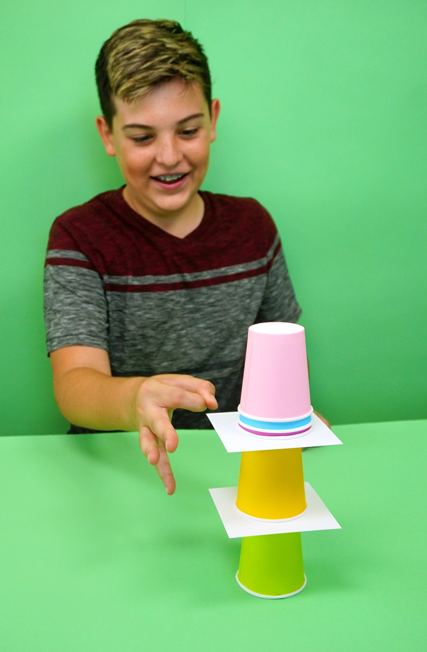 Fun Minute to Win It Games that are great for kids, teens, adults, & groups of all sizes! 12 Silly Minute to Win It Party Games for all ages and occasions! Yank Me Around Minute to Win It Game