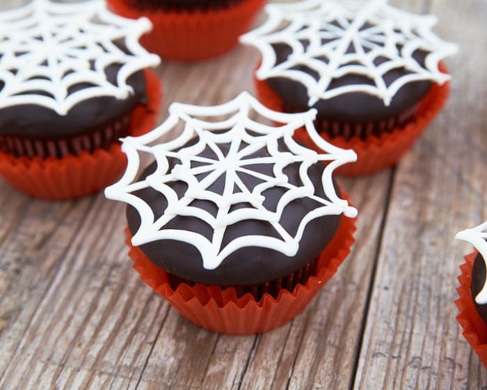 spiderweb cupcakes for halloween