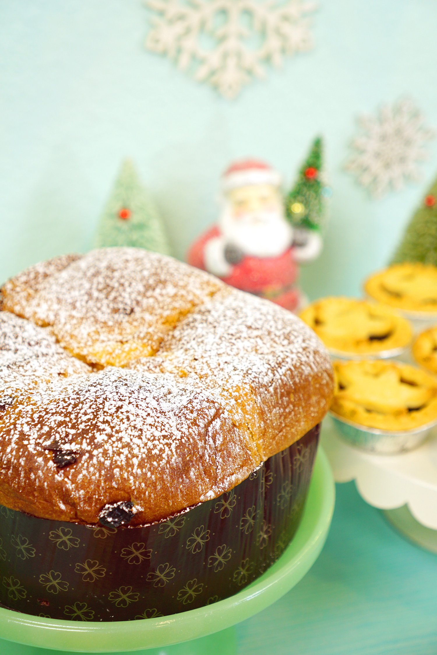 panettone in serving dish 