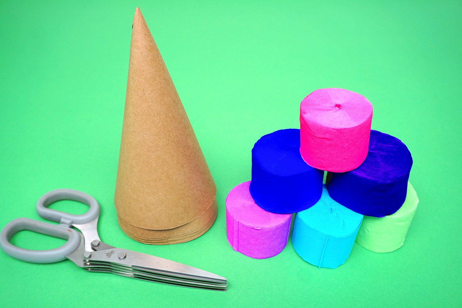 supplies for making pinata christmas tree craft