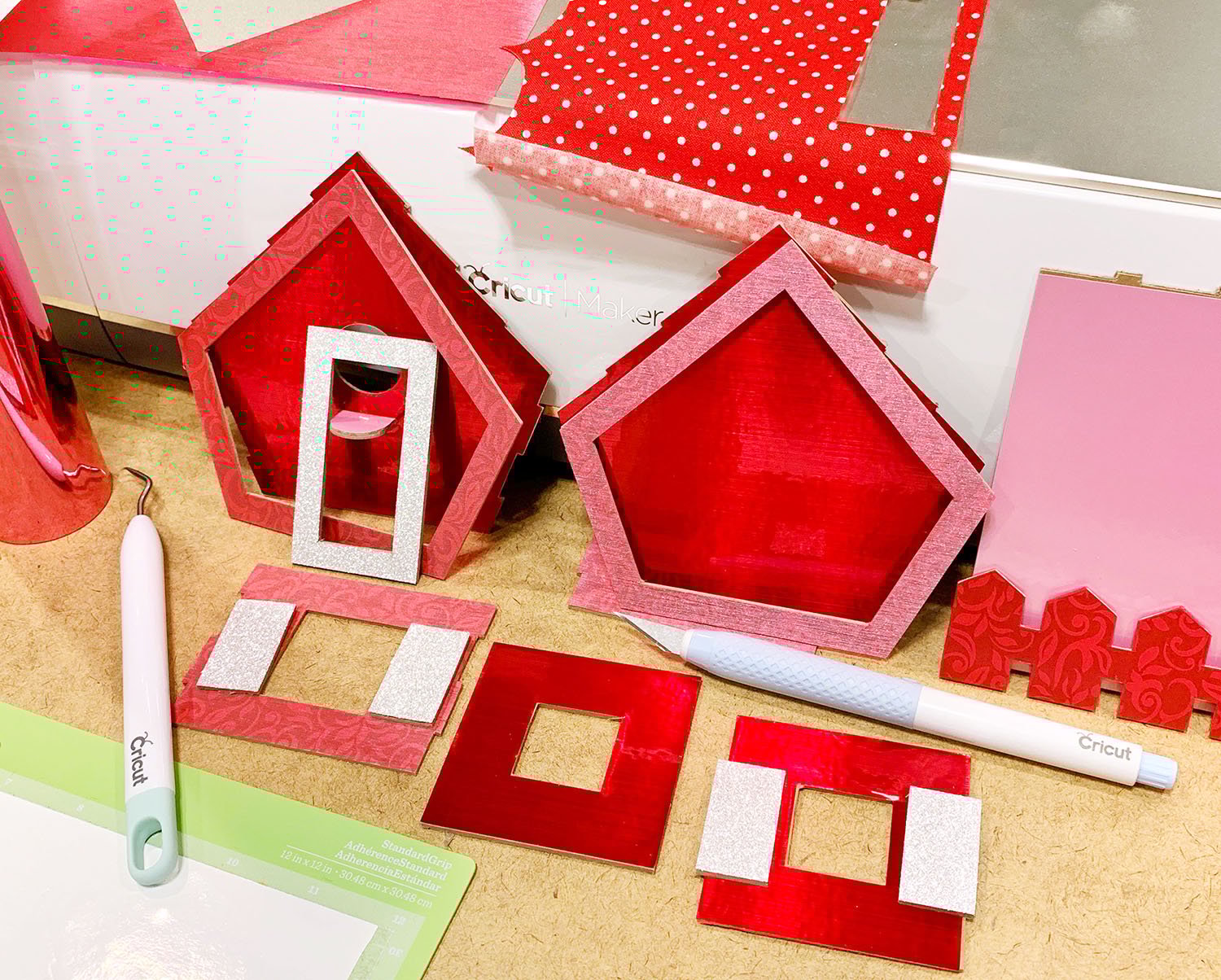 cricut cut birdhouse card box pieces