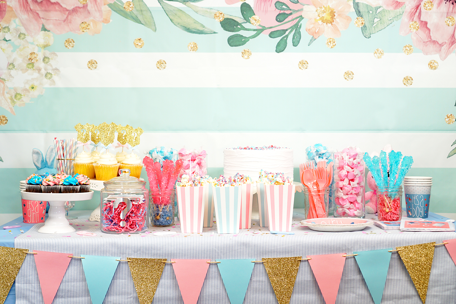 gender reveal party table idea