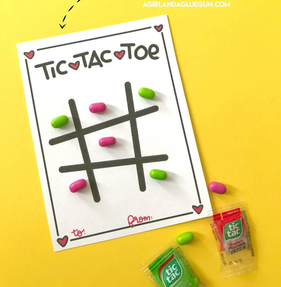 tic tac toe game valentine cards with candies