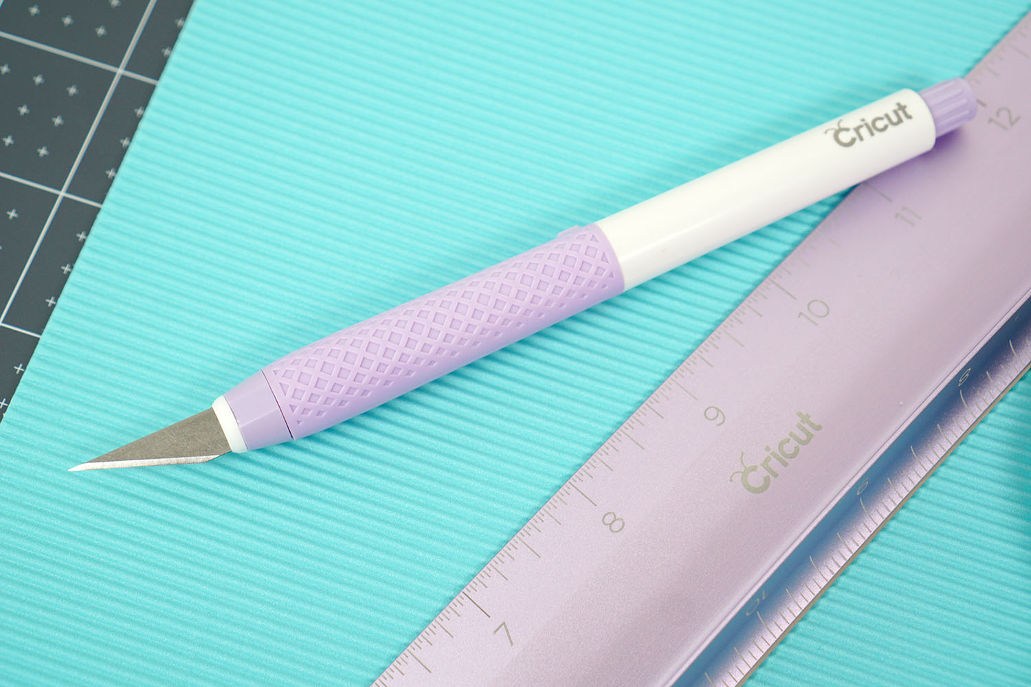 cricut cutting ruler and true control knife