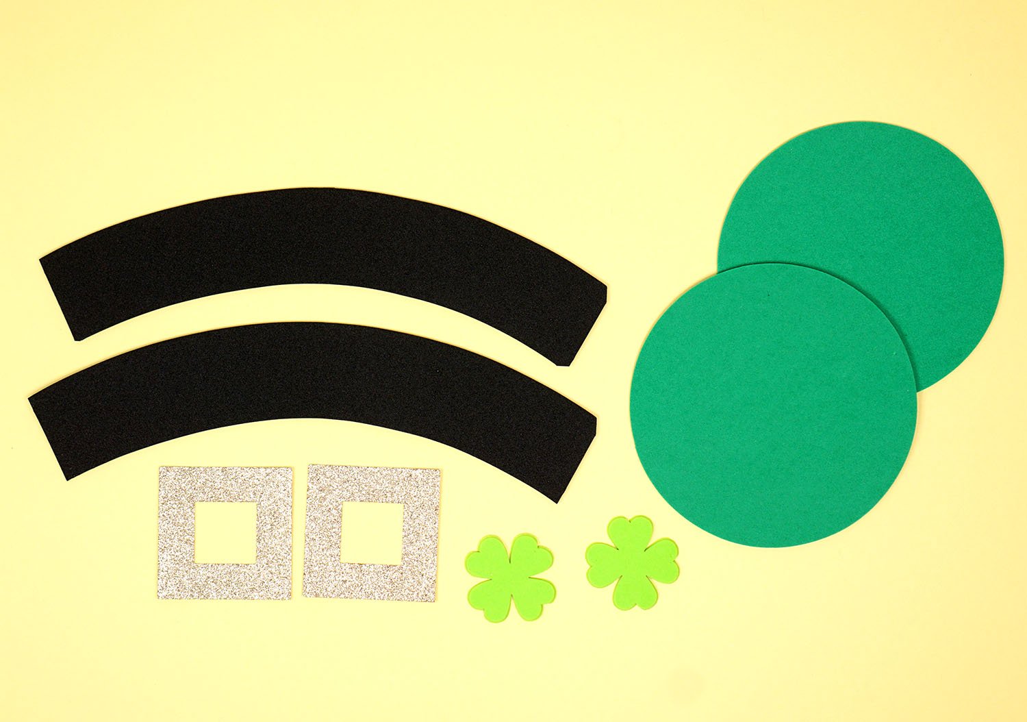 supplies for making st patricks day treat cups