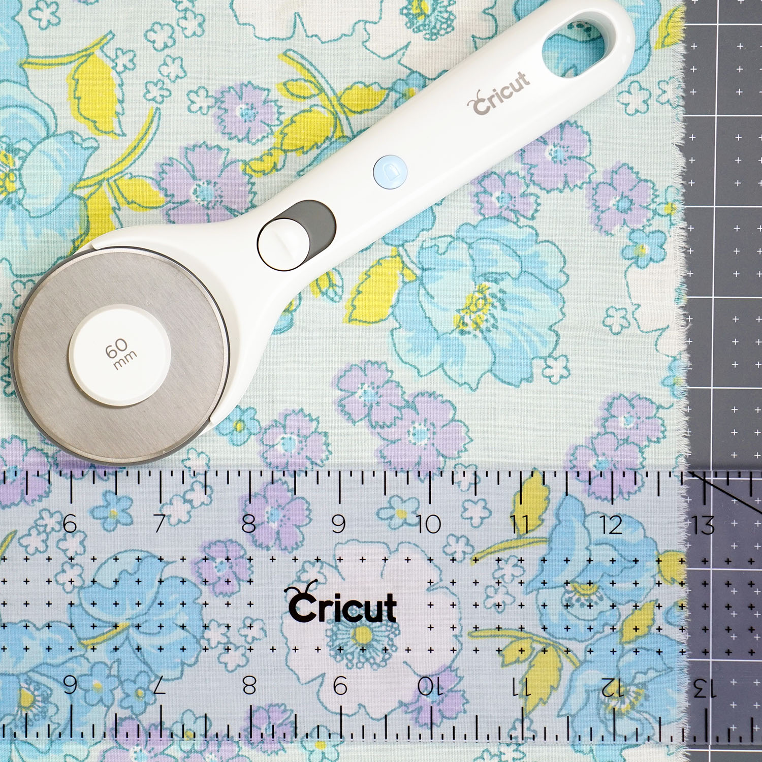 cricut rotary fabric cutting tool